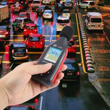 ДЕЦЕЛОМЕТР СОНОМЕТР Измеритель уровня шума 30-130 дБ Выход постоянного тока