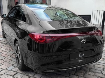 Mercedes CLA C118/X118 2025 MERCEDES-BENZ CLA 180 Sedan 1.5 (136KM) 2025, zdjęcie 2