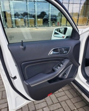 Mercedes GLA I Off-Roader Facelifting 2.0 250 211KM 2019 Mercedes-Benz GLA mercedes gla 250 amg 4matic ,niski pot przebieg 20 tys km, zdjęcie 19