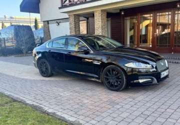 Jaguar XF I Sedan Facelifting 3.0 340KM 2013 Jaguar XF Jaguar XF 3.0 T Luxury 3.0 Benzyna 340KM, zdjęcie 4