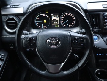 Toyota RAV4 IV MPV Facelifting 2.5 Hybrid 197KM 2017 Toyota RAV 4 2.5 Hybrid, Salon Polska, Serwis ASO, zdjęcie 21
