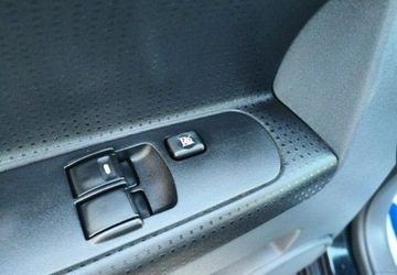 Mitsubishi Colt VI Hatchback 1.3 i 16V CZ3 95KM 2012 Mitsubishi Colt Grzane FoteleKlimaZadbany 1.3 Benzyna 95KM, zdjęcie 13