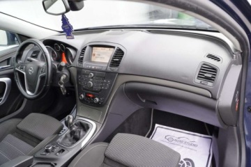 Opel Insignia I Sports Tourer 2.0 CDTI ECOTEC 160KM 2010 Opel Insignia Duza-Navi XenonLED Parktronic Tempomat Multifunkcja Klimatro, zdjęcie 12