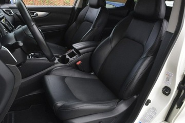 Nissan Qashqai II Crossover Facelifting 1.3 DIG-T  160KM 2019 Nissan Qashqai 1.3 DIG-T kamera 360 automat nawi, zdjęcie 14