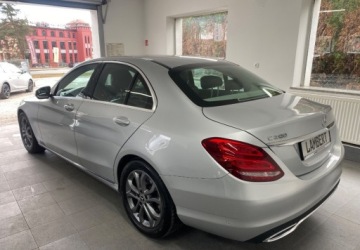 Mercedes Klasa C W205 Limuzyna 200 184KM 2018 Mercedes-Benz Klasa C Avantgarde Bezwypadkowy Serwisowany 2.0 Benzyna 184KM, zdjęcie 3