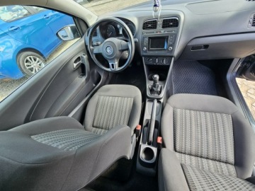 Volkswagen Polo V Hatchback 3d Facelifting 1.0 75KM 2014 Volkswagen Polo 1.0 Benzyna 75KM, zdjęcie 8