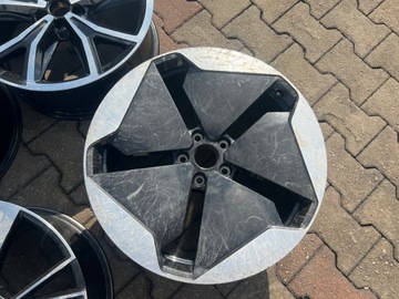 FELGA ALU VOLKSWAGEN ID3 10A.601.025B 20'' 5X112 ET44 ORYGINAŁ
