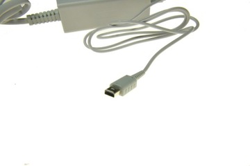 БЛОК ПИТАНИЯ/ЗАРЯДНОЕ УСТРОЙСТВО ДЛЯ WIIU GAMEPAD