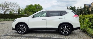 Nissan X-Trail III Terenowy 1.6 DIG-T 163KM 2017 Nissan X-Trail 7 osob.NaviKamera360Panorama133 tys wpisuje na fakturzeOrg.