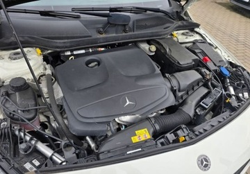 Mercedes Klasa A W176 Hatchback 5d Facelifting 180 122KM 2017 Mercedes-Benz Klasa A 1,6 Benzyna 122 KM GWARANCJA Zamiana Zarejestrowany, zdjęcie 15