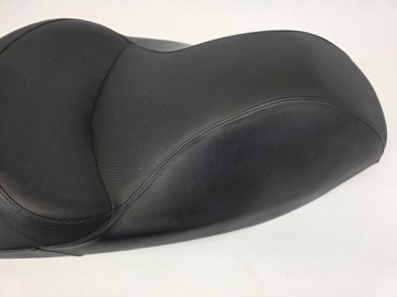 Kymco downtown 300 сиденье скамейка