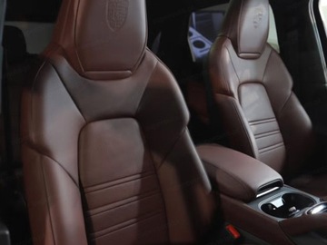 Porsche Cayenne III SUV Facelifting 4.0 474KM 2025 PORSCHE Cayenne S Suv 4.0 (474KM) 2025, zdjęcie 5