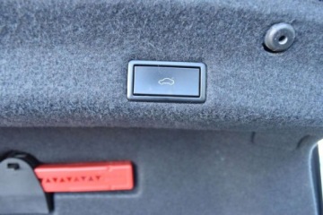 Volkswagen Passat B8 Limousine 2.0 TDI BlueMotion SCR 190KM 2019 Volkswagen Passat SalonPL 190KM DSG TDI HighlineSkoraACCNavi18Business ASO, zdjęcie 37