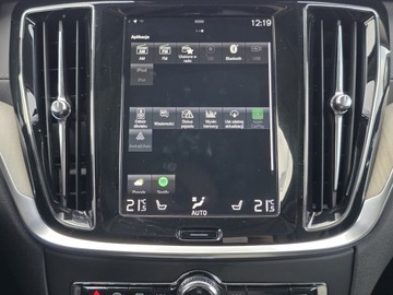 Volvo V60 II  Kombi 2.0 D4 190KM 2019 Volvo V60 Cross Country Salon PL Pro D4 B 190KM AW, zdjęcie 29
