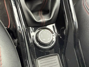 Peugeot 2008 I SUV Facelifting 1.2 PureTech 110KM 2018 Peugeot 2008 GT-Line * * 110KM *, zdjęcie 22