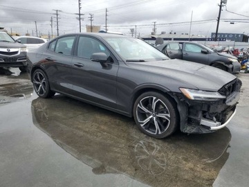 Volvo S60 III 2024 Volvo S60 Ultimate 2024 2.0l 2.0 Benzyna 247KM, zdjęcie 4