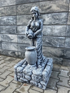 Садовый фонтан из бетона декоративная женщина