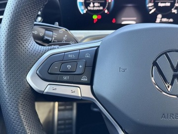 Volkswagen Passat B9 2024 Volkswagen Passat R-Line Matrix DCC Tempomat ACC Masaz Pakiety FV23, zdjęcie 15