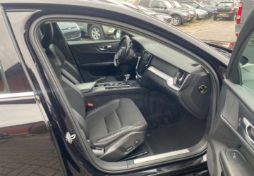 Volvo XC60 II 2018 Volvo XC 60 VOLVO V60 2.0 Diesel 150KM, zdjęcie 11