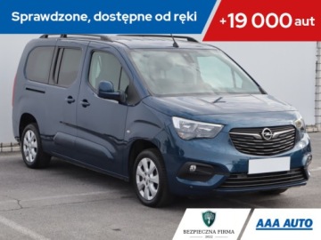 Opel Combo E Kombivan 1.5 Diesel 131KM 2019 Opel Combo 1.5 CDTI, Automat, Navi, Klima