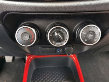 Toyota Aygo X 1.1 VVT-i 72KM 2025 Toyota Aygo X 1.0 VVTi Style 1.0 VVTi Style, salon, zdjęcie 20