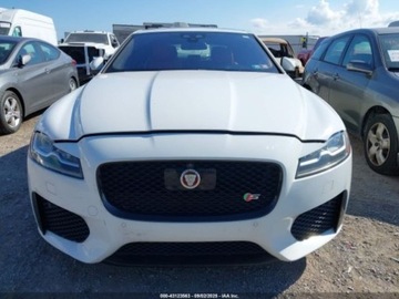 Jaguar XF II Sedan 3.0 V6 380KM 2016 Jaguar XF Xf s awd 3.0 Benzyna 380KM, zdjęcie 4