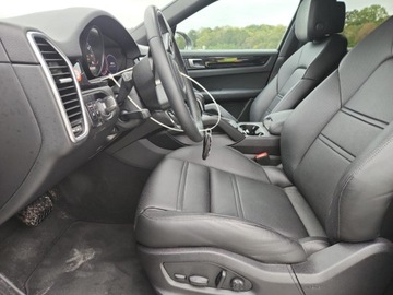 Porsche Cayenne III 2023 Porsche Cayenne Coupe 2023 3.0 Benzyna 335KM, zdjęcie 7