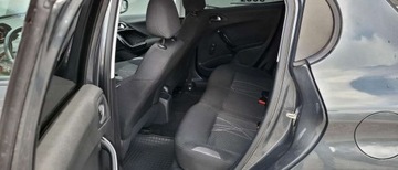 Peugeot 208 I Hatchback 3d 1.4 VTI 95KM 2014 Peugeot 208 1.4 95 KM bezwypadkowy Zarejestrowany Gwarancja GAZ 1.4 95KM, zdjęcie 17