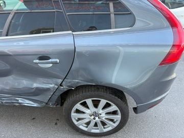 Volvo XC60 I SUV Facelifting 2.4 D4 190KM 2017 Volvo XC 60 2.4 D4 AWD Summum Navi Skóra Pano, zdjęcie 10