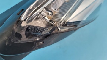 KIA STONIC 17r ФОНАРЬ ПЕРЕДНИЙ ПРАВЫЙ 92102-H8