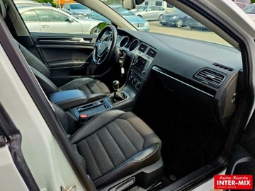 Volkswagen Golf VII Hatchback 3d 1.6 TDI-CR DPF 105KM 2013 Volkswagen Golf Hatchback zarejestrowany niski przebieg nawigacja 1.6 105KM, zdjęcie 23