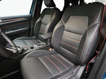 Renault Arkana SUV 1.3 TCe 158KM 2022 Renault Arkana Arkana 1.3 TCe mHEV R.S. Line EDC, zdjęcie 12