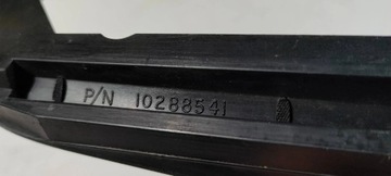 RÁMEČEK NÁRAZNÍKU PŘEDNÍHO TABULKY SPZ CORVETTE C5 1997-