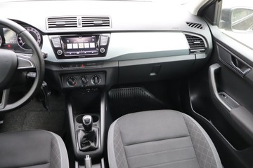 Skoda Fabia III Kombi Facelifting 1.0 TSI 95KM 2020 Skoda Fabia 1.0 TSI, Salon Polska, 1. Właściciel, zdjęcie 7