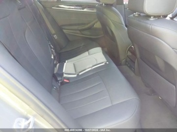 BMW Seria 5 G30-G31 2022 BMW Seria 5 540i, 2022r., 4x4, 3.0L 3.0 Benzyna 335KM, zdjęcie 9