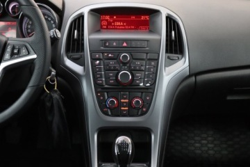 Opel Astra J GTC 1.6 CDTI Ecotec 110KM 2015 Opel Astra 1.6 CDTI, Salon Polska, Klima, zdjęcie 11