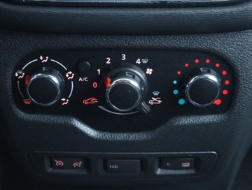 Dacia Lodgy Minivan TCe  115KM 2016 Dacia Lodgy 1.2 TCe, Salon Polska, 7 miejsc, Navi, zdjęcie 16