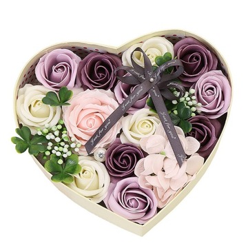 FLOWER BOX KWIATY MYDLANE RÓŻE SERCE NA PREZENT