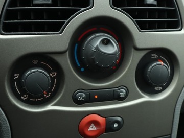 Renault Modus Hatchback 1.2 i 16V 75KM 2007 Renault Modus 1.2, Klima, zdjęcie 11