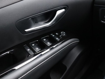 Hyundai Tucson IV SUV HEV 1.6 T-GDI HEV 230KM 2024 Hyundai Tucson 1.6 T-GDI HEV, Salon Polska, zdjęcie 17