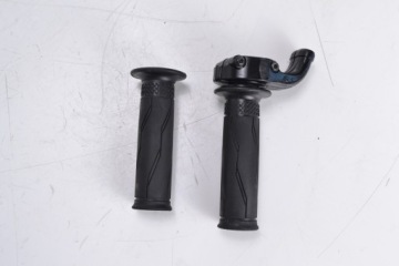 Manetki YAMAHA YZF R7 22-