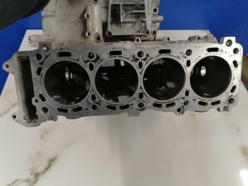 suzuki gsxr 750 k1-k2 картер двигателя блок двигателя