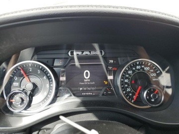  RAM 1500 Laramie 2021 5.7l 5.7 Benzyna 395KM, zdjęcie 9