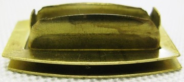 Прямоугольная петелька латунная брезентовая 27х8мм.