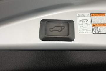 Toyota RAV4 IV MPV Facelifting 2.5 Hybrid 197KM 2017 Toyota RAV 4 2.5 Hybrid, Salon Polska, 4X4, zdjęcie 12