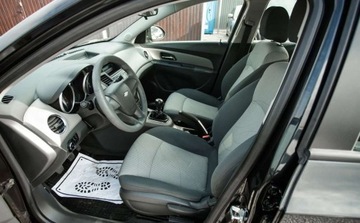 Chevrolet Cruze 2011 Chevrolet Cruze 1.6 benzyna 113KM sedan klimatyzacja hamulce i opony bdb, zdjęcie 22