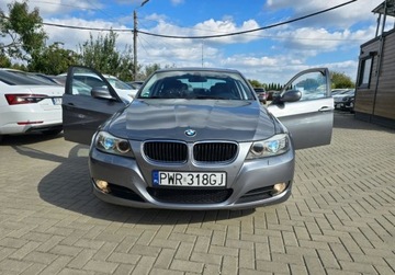 BMW Seria 3 E90-91-92-93 Limuzyna E90 318i 143KM 2010 BMW Seria 3 2,0 Benzyna 143 KM Automat Serwis GWARANCJA Zamiana Zarejestro, zdjęcie 20