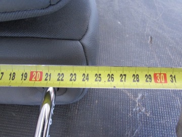 Правая передняя подголовника Peugeot 508 и 10-17R