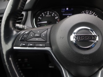 Nissan X-Trail III Terenowy Facelifting 1.3 DIG-T 158KM 2021 Nissan X-Trail 1.3 DIG-T, Salon Polska, zdjęcie 19