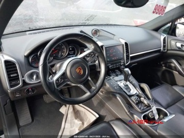 Porsche Cayenne III 2018 Porsche Cayenne 2018 3.6L V-6 AWD 3.6 Benzyna 300KM, zdjęcie 14